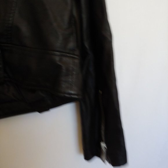 Levi's faux leather bomber jacket painted Saints & Sinners graphic on back.  Med - Picture 9 of 16